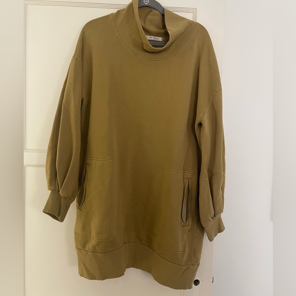 Free People Sweatshirt